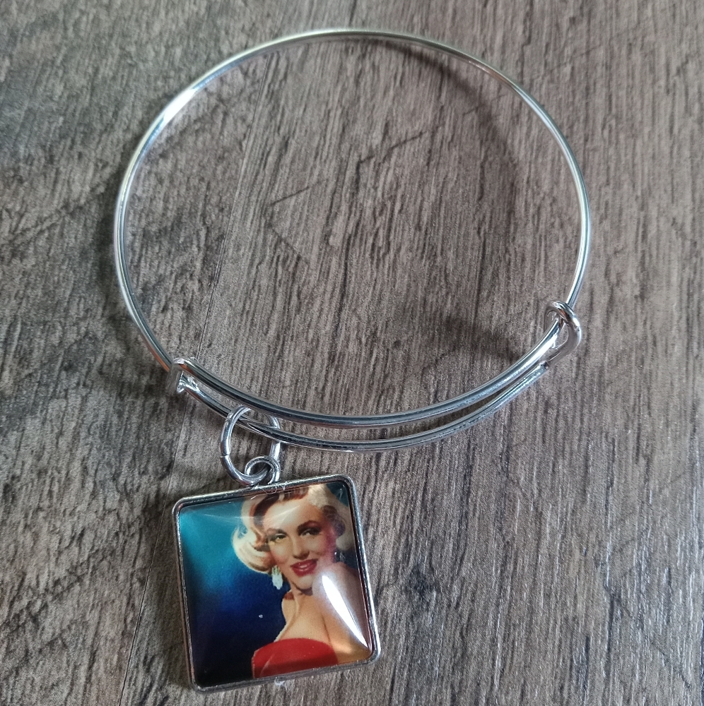Marilyn Monroe charm bracelet
